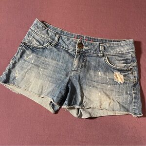 Elle Distressed Paint Splatter Stretch Blue Denim Cut Off Shorts - Size 4